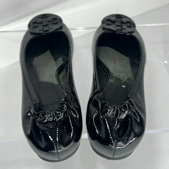 Tory Burch Reva Patent Leather Black Ballet Flats  Applique Logo Round Toe Sz 4 - Picture 8 of 14